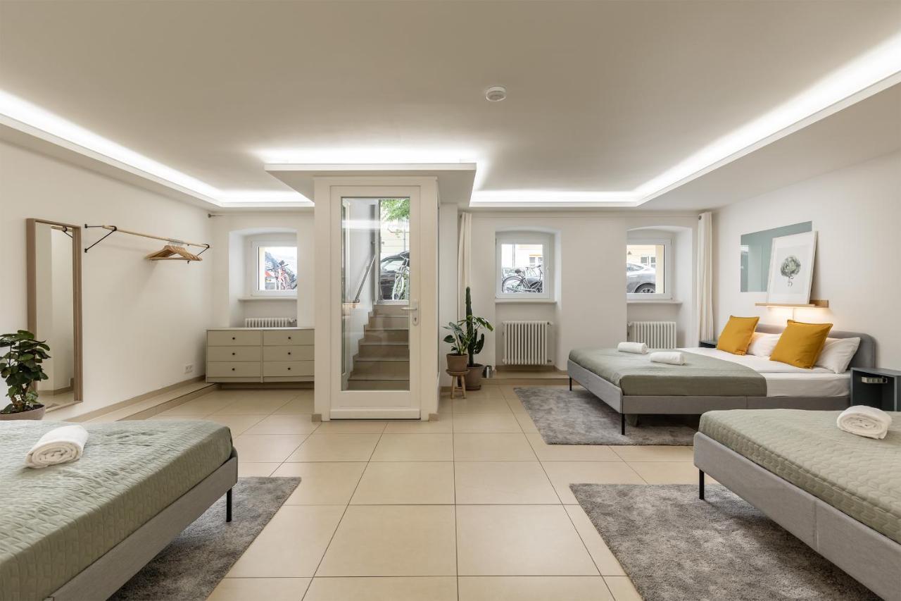 Spacious In Hemholtzkiez Prenzlauer Berg For 8 People Hiddenseer Apartamento